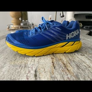Hoka Clifton 6